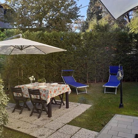 Bellagio Dreams Apt, Pool, With Private Garden, Near Lake Eksteriør billede